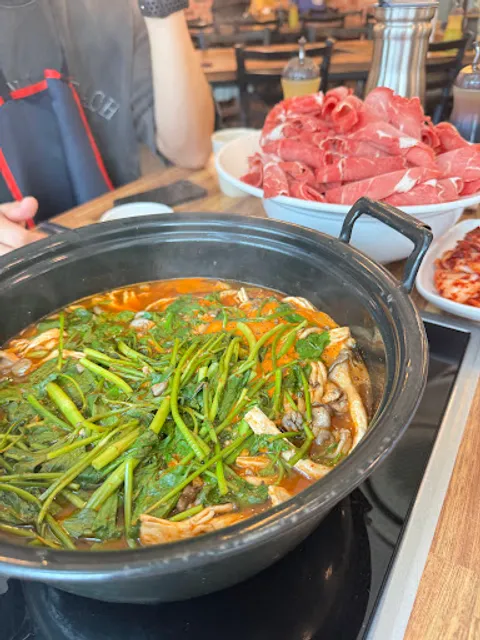 등촌샤브칼국수 신동점