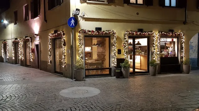 Mezzolitro • vini e cucina Ristorante abruzzese