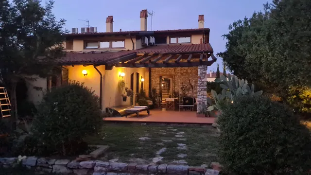 B&B Pietra E Glicine