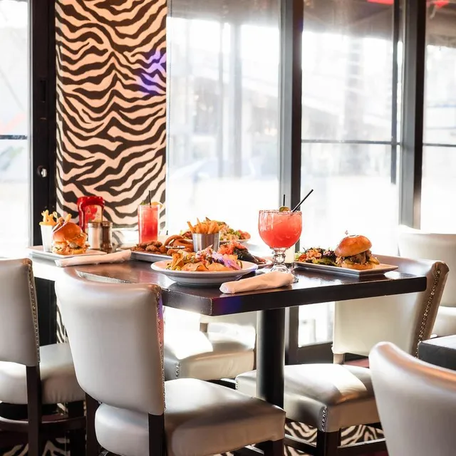 Roscoe’s Bar & Burgers