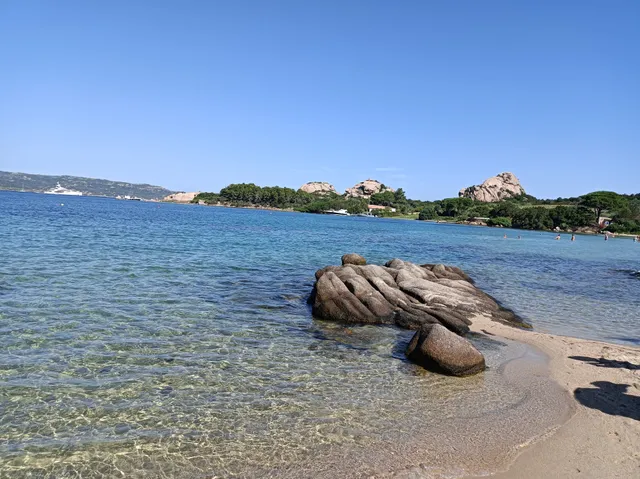 Spiaggia Li Mucchj Bianchi