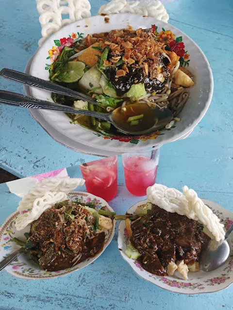 Warung Rujak Madura - Bu Bandi