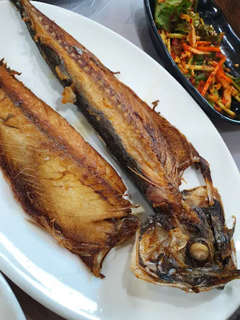 손고등어자반정식