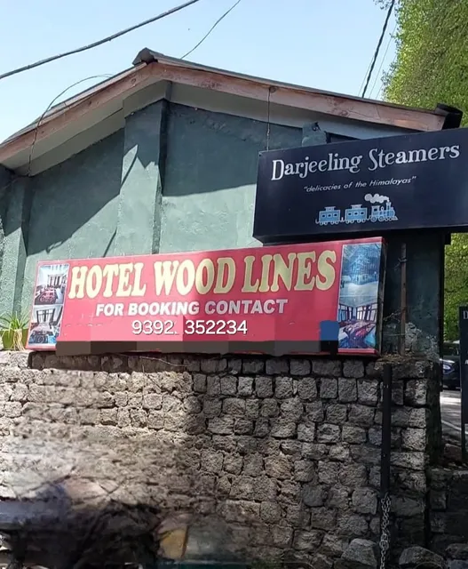 Hotel woodlines