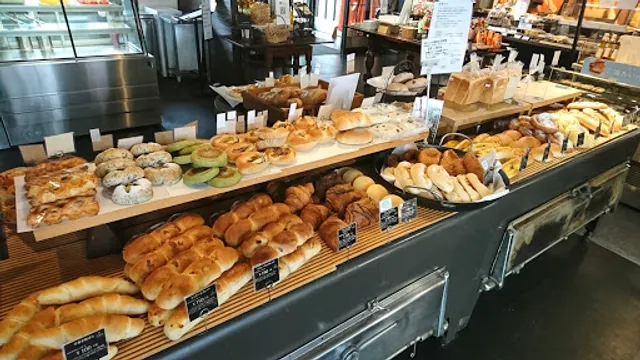 Patisserie Flour Takeuchi-kaido Karusato Store