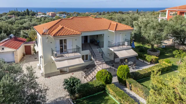 Vista Verde Studios & Apartments