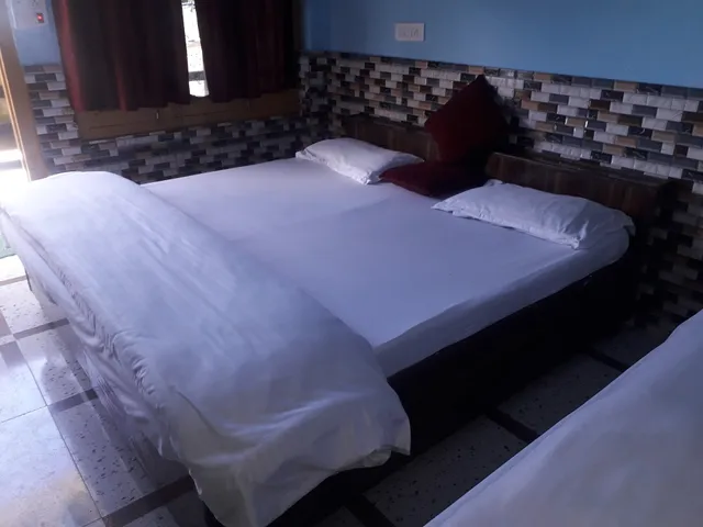 Devlok Home Stay, Yamunotri Marg, janki Chatti