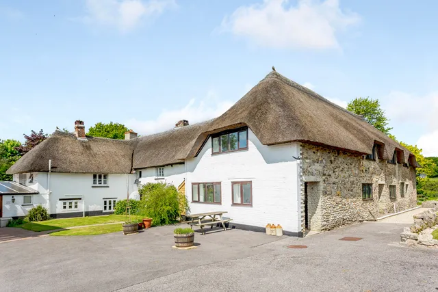 Treaslake Farm and Holiday Cottages