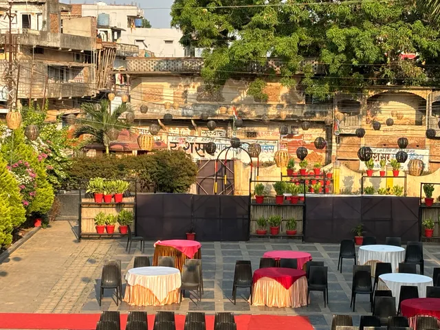 Hotel Akanksha