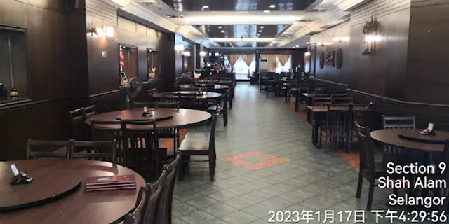 Famous Thai Restaurant - Plaza Shah Alam