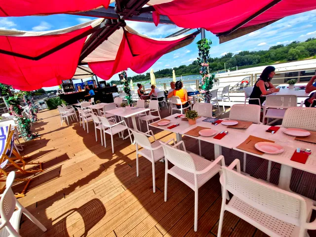 WIECZÓR NAD WISŁĄ