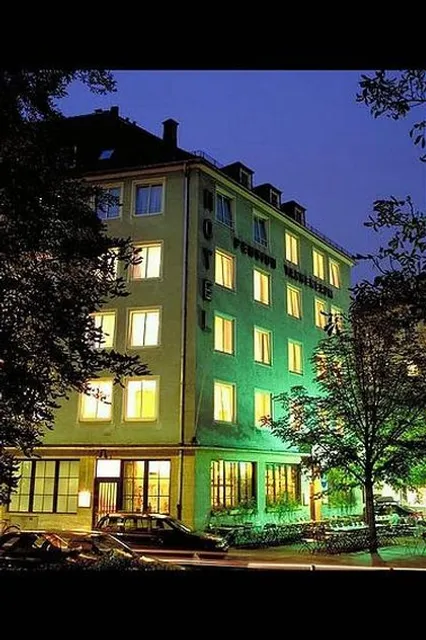 Hotel der Tannenbaum