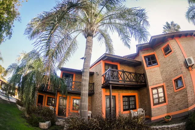 "Costa Marina" Cabañas & Suites frente al mar