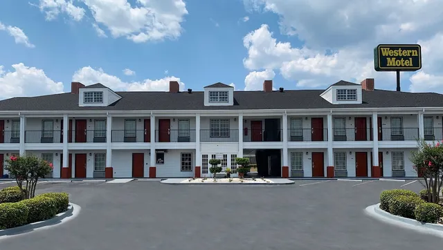 Western Motel Fitzgerald