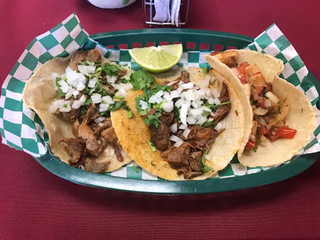 La Tia Paisa Taco Shop