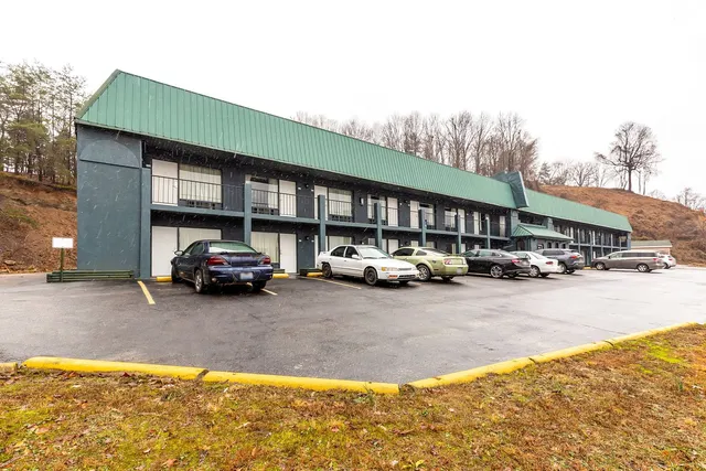 3Y MOTEL Mt. Vernon KY I-75