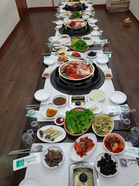 고향솥단지삼겹살