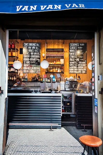 Van Van VAR x BIEN Kebab