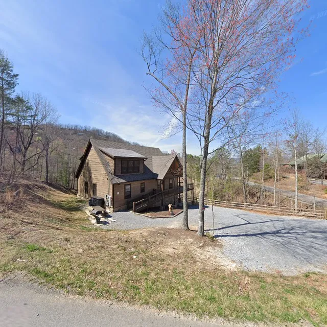 Entire Cabin by Simona