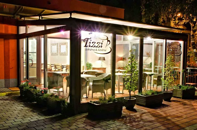 cukrárna & kavárna Tizzi