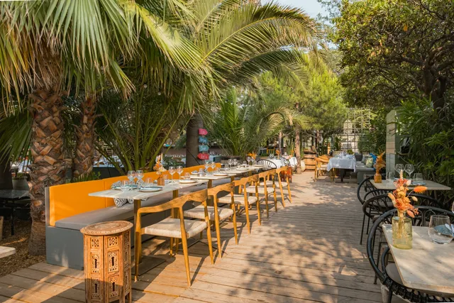 Villa Djunah - Restaurant Festif, Lounge Bar & Club Antibes Juan les Pins