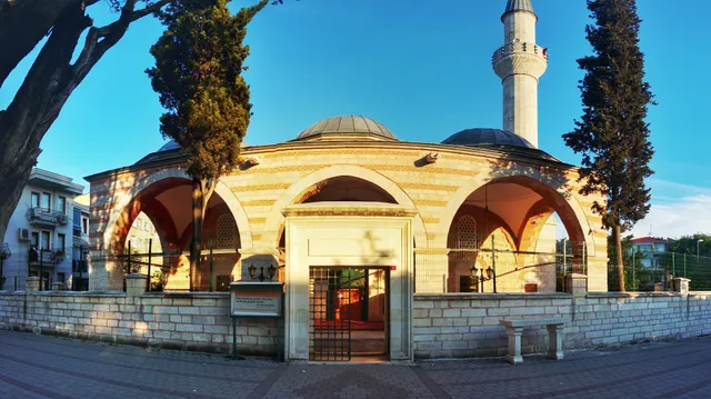 Vasat Atik Ali Pasha Mosque