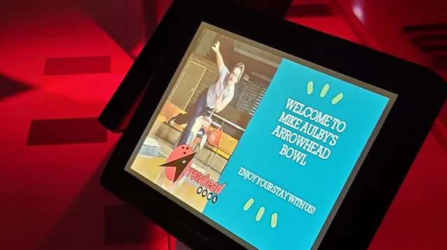 Mike Aulby's Arrowhead Bowl