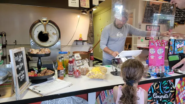 CaramelCorn Shop and Balloons