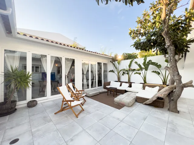 Gota Dagua Surf Camp Portugal - Costa da Caparica, Lisbon