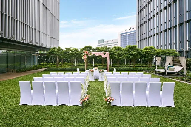 Sofitel Singapore City Centre