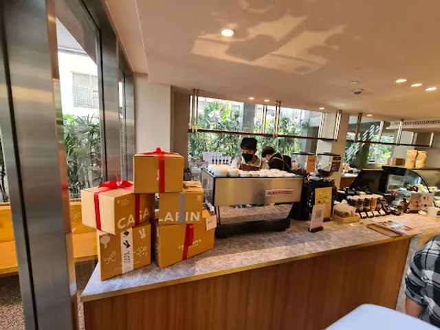 CASA LAPIN x Siri Sathorn (Sala Daeng)