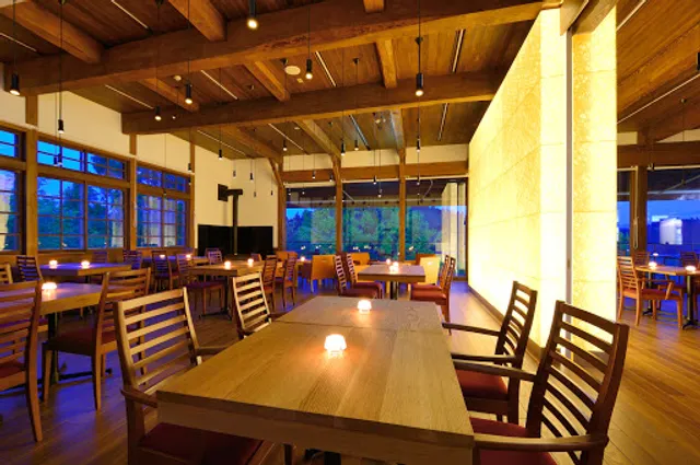 和島トゥー･ル･モンド