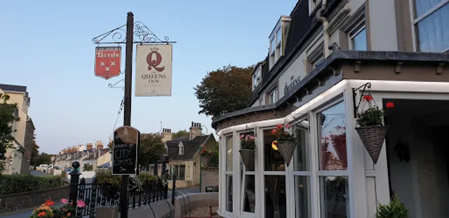 The Queens Inn