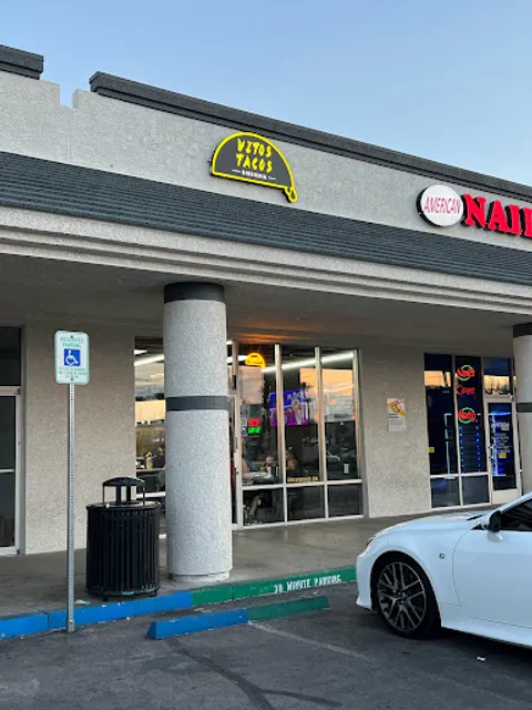Vitos Tacos
