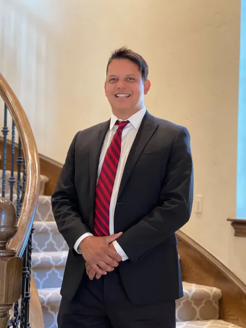 Hernan Romero REALTOR - Real Estate Broker