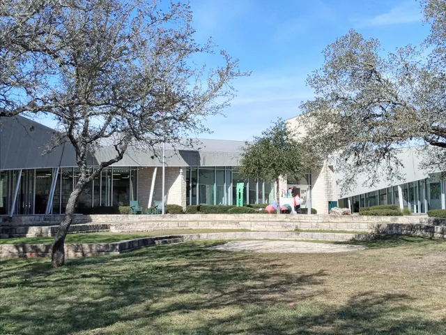 Parman Branch Library at Stone Oak