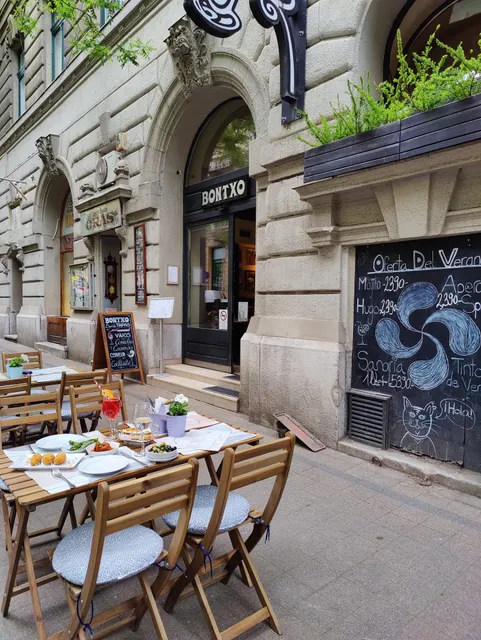 Bontxo Tapas Bar & Restaurant