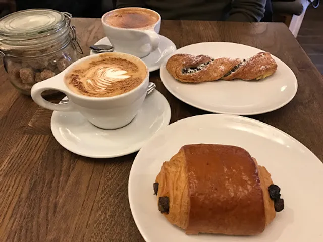 2 Love Tea and Coffee House