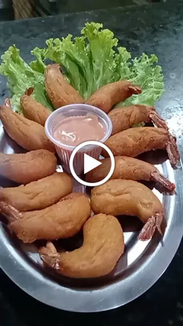 CHURRASCARIA E PIZARIA CANTINHO LOURO