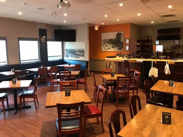 Knee Deep Bar & Grill