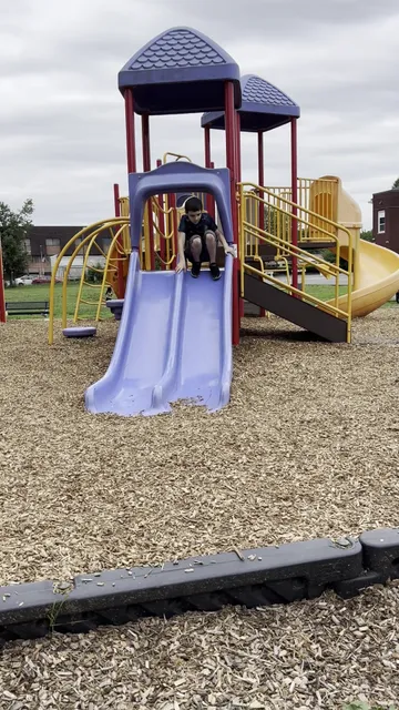 Morlot Food & News Store