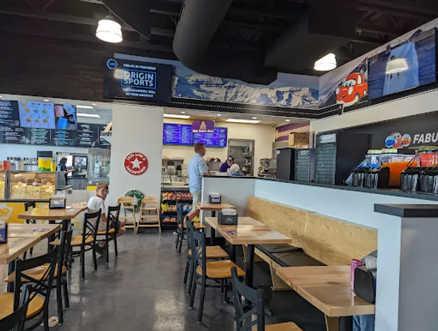 Ike's Love & Sandwiches