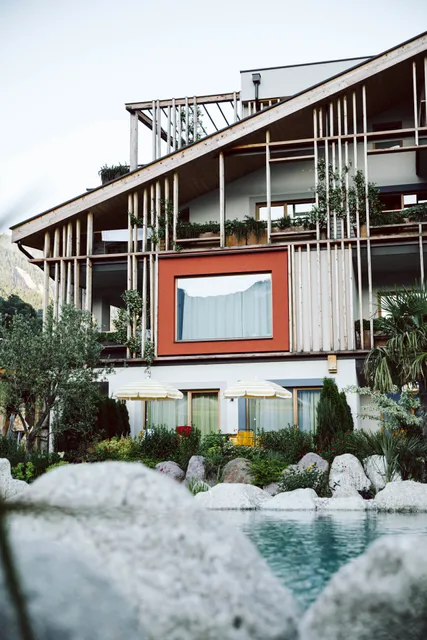 Hosler - Garni Revival