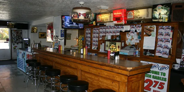 Green Gables Bar & Grill