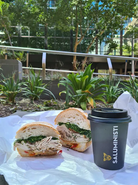 Saluministi Flinders Lane