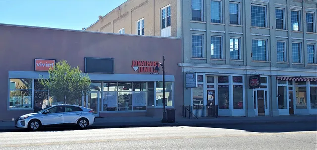 Jonathan's Jewelry of Ephraim