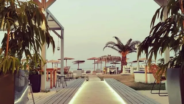 ARGILOS BEACH BAR