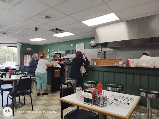 Uncle Buck's Diner