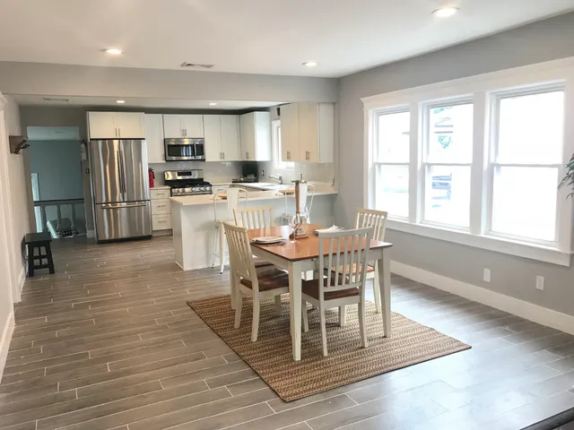 Step On Me Carpet & Flooring