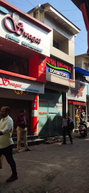 Royal orchid's Dormitory